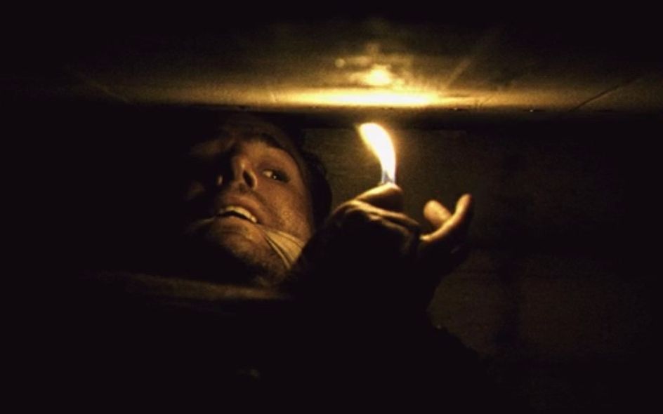 一个人，一口棺材，一部手机，他能活着出去吗？一部无比绝望的电影《活埋》