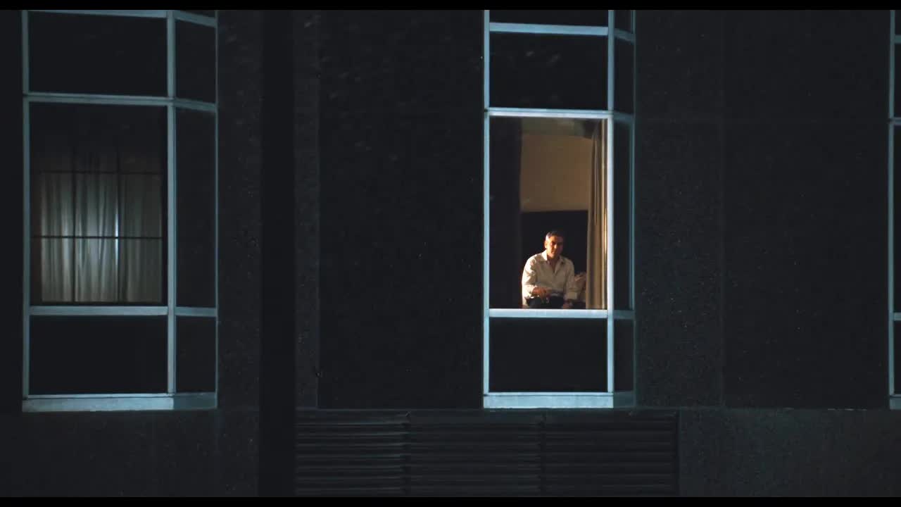 【越哥】看片名差点错过，成年人难以启齿的情绪，都被它抖出来了！