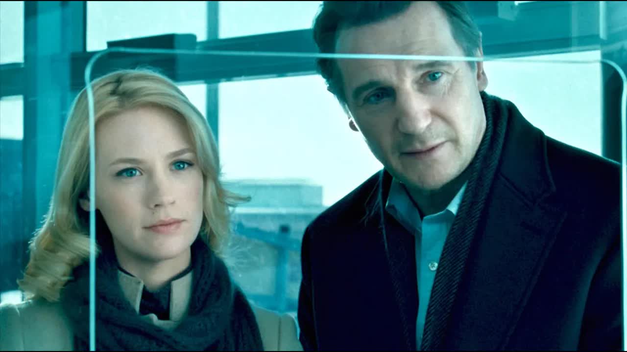 烧脑悬疑：从电影第一秒钟开始，导演就布下迷局，欺骗了所有观众